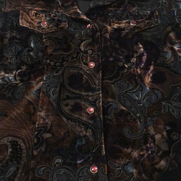 New frontier clothing company Inc. size small - Picture 5 of 8